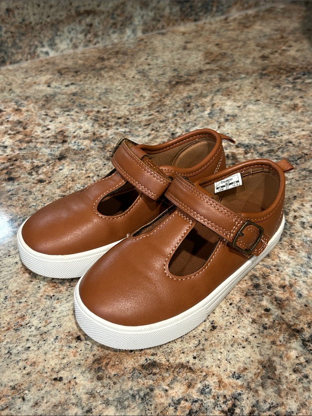 Oshkosh B’gosh size 10 Brown Hook & Loop Mary Janes ~Worn once